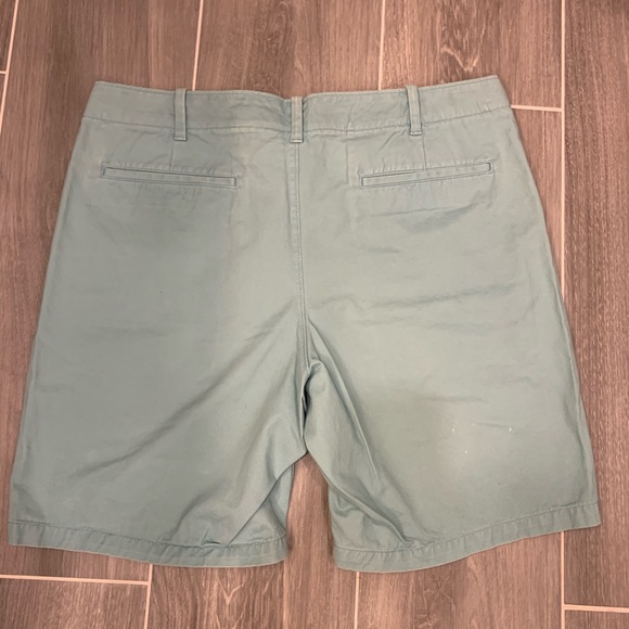 Men’s GAP Khaki shorts Waist 38! - Picture 3 of 4